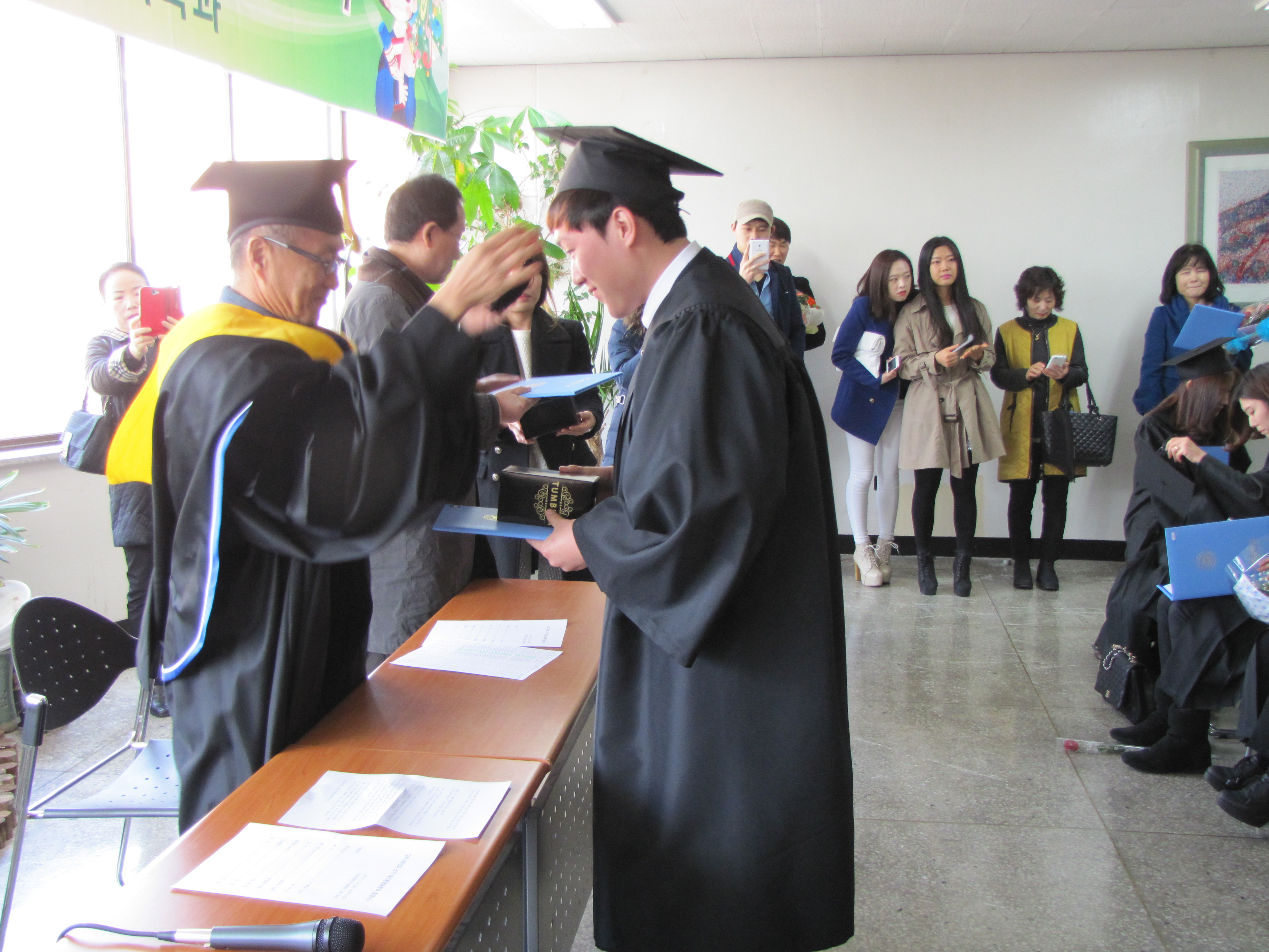 2013학년도 전기 학위수여식 IMG_1151.jpg