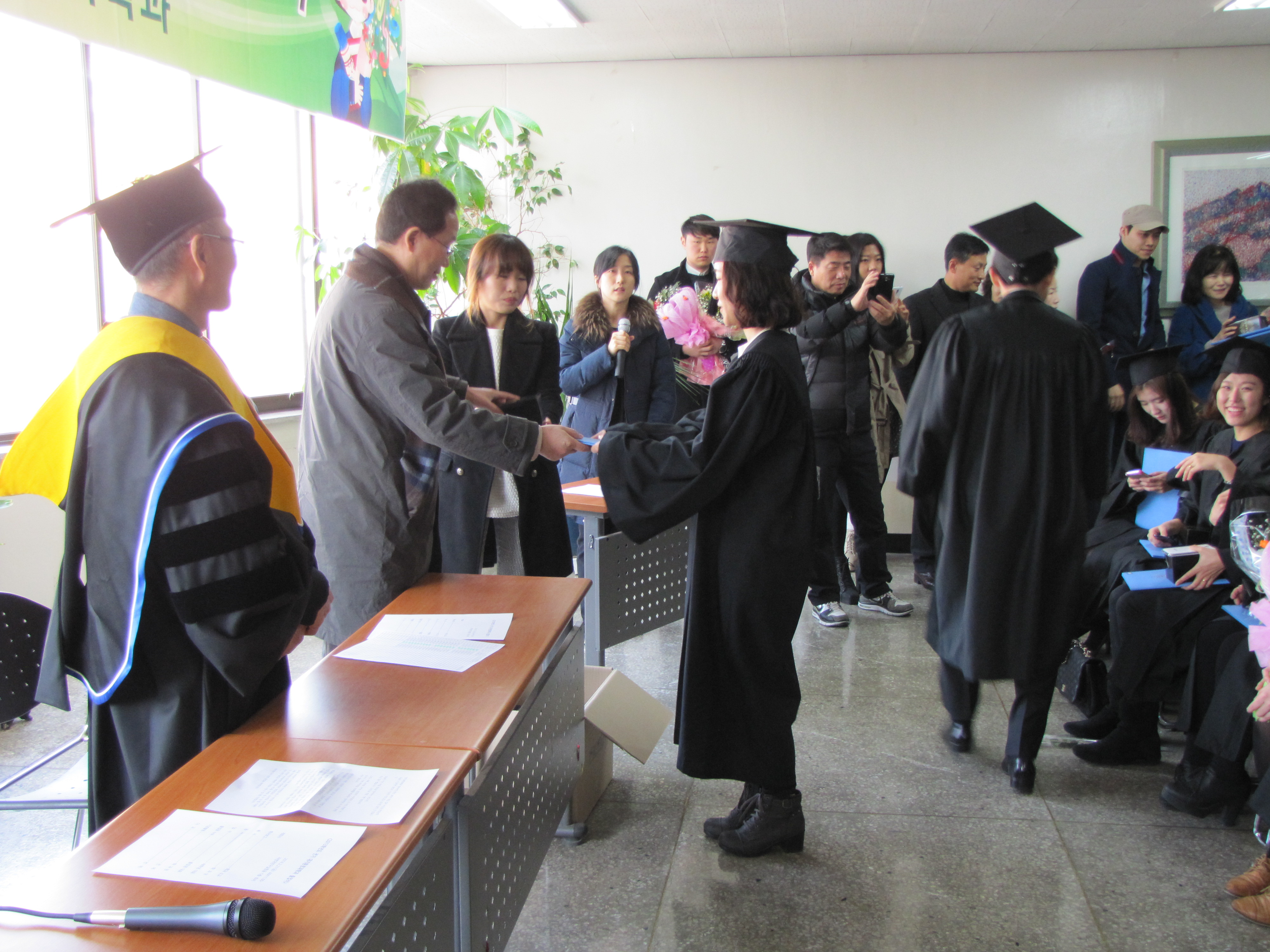 2013학년도 전기 학위수여식 IMG_1161.jpg