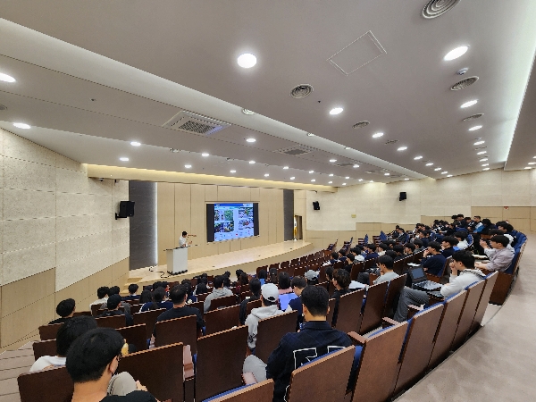 2025학년도 1학기 저명학자 초청특강(1) 대표이미지