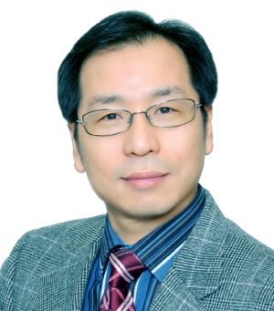 염근혁 대표이미지